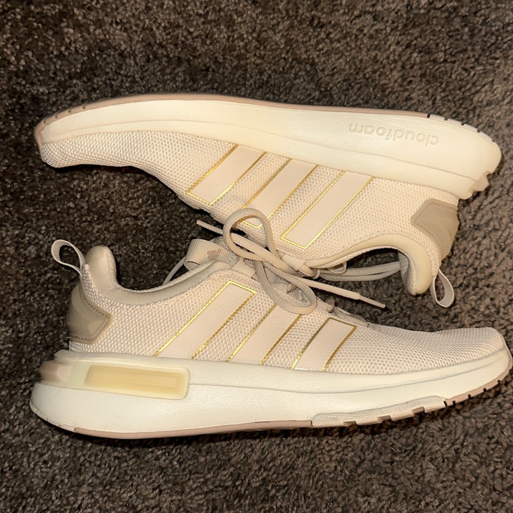 Women’s Adidas Size 8